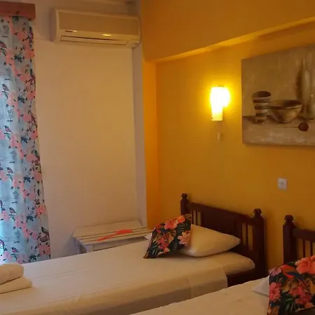 Sol E Mar Sea Side View Guesthouse Perama  Exterior photo