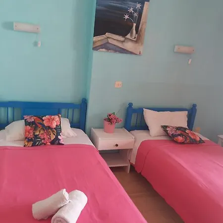 Sol E Mar Sea Side View Guesthouse Perama  Exterior photo